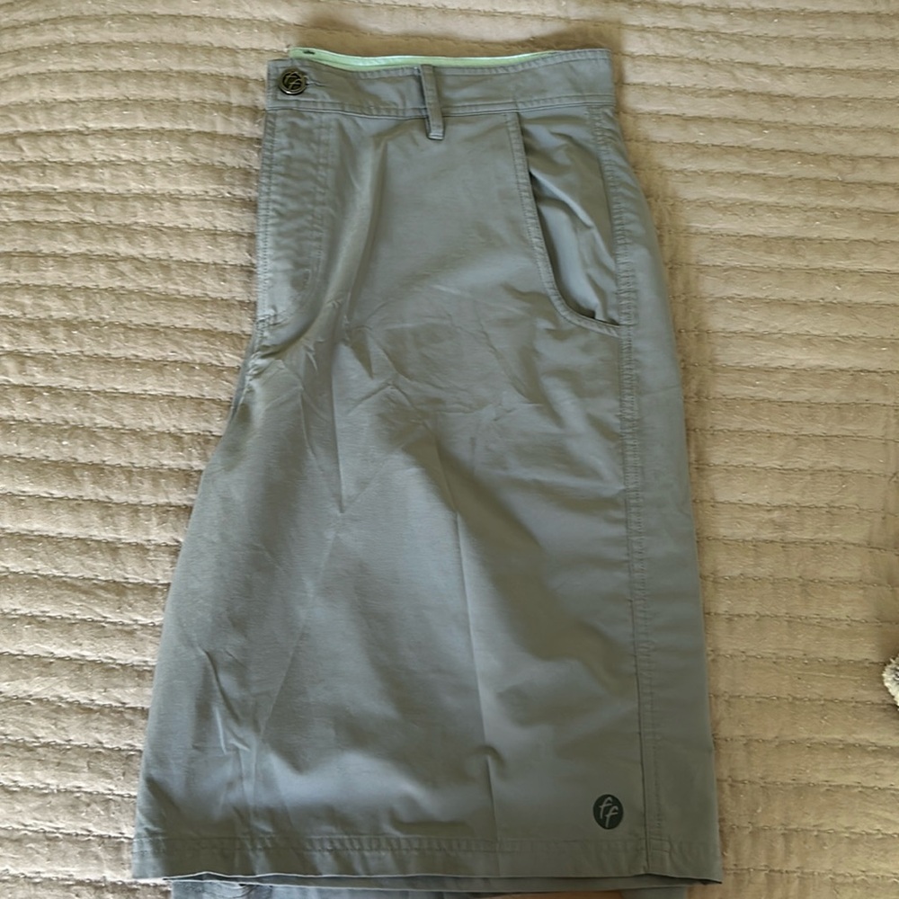 Men’s Free Fly Shorts, gray, size 36, new condition